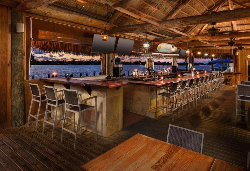 בית מלון כפרי Fairfield By Marriott Inn & Suites Marathon Florida Keys