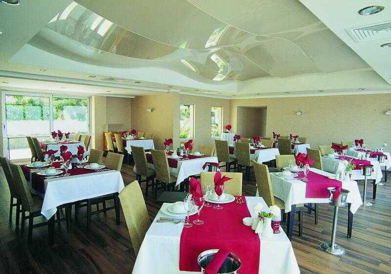 هتل Forever Club  Adult Only