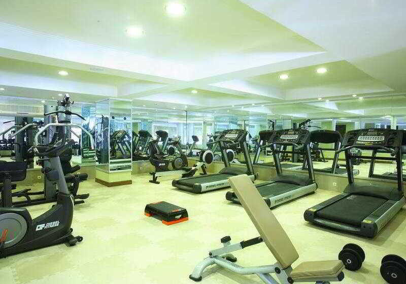 هتل Forever Club  Adult Only