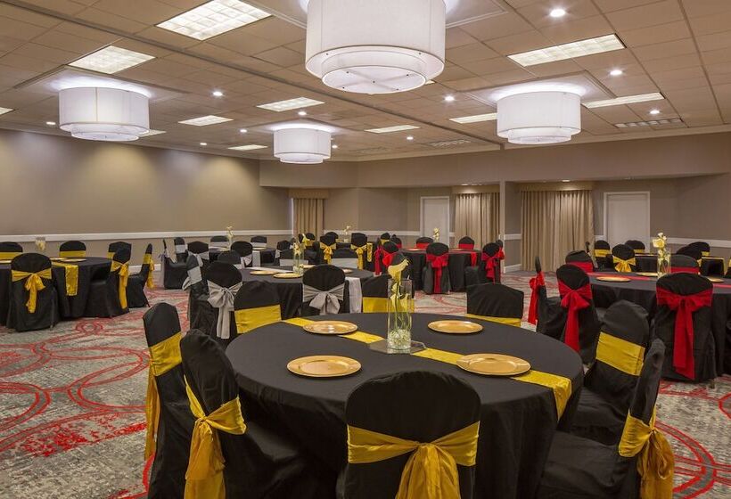 호텔 Four Points By Sheraton Orlando International Drive