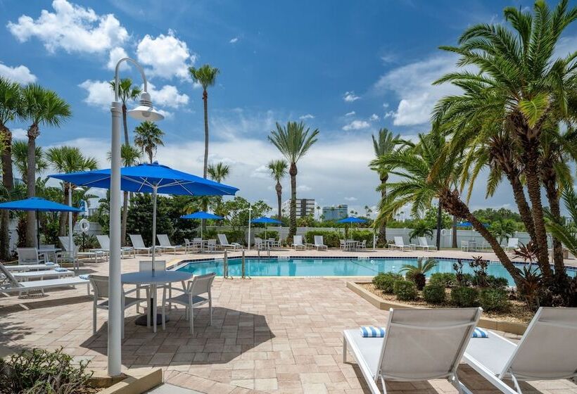 호텔 Four Points By Sheraton Orlando International Drive