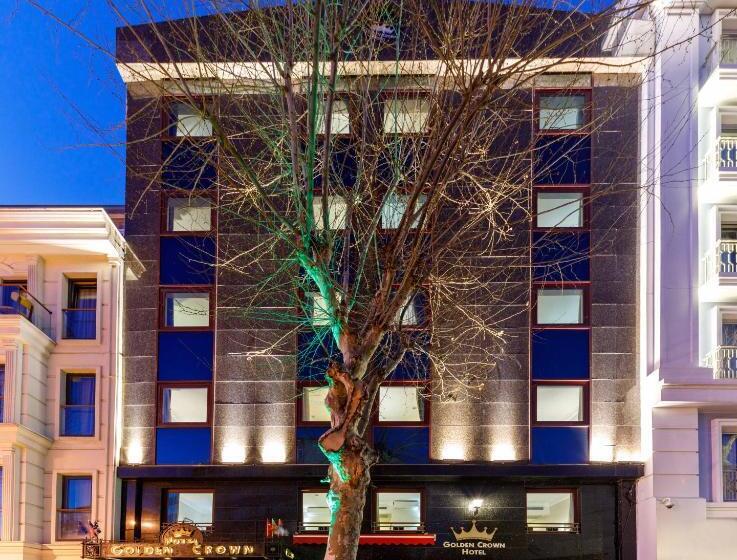 هتل Golden Crown