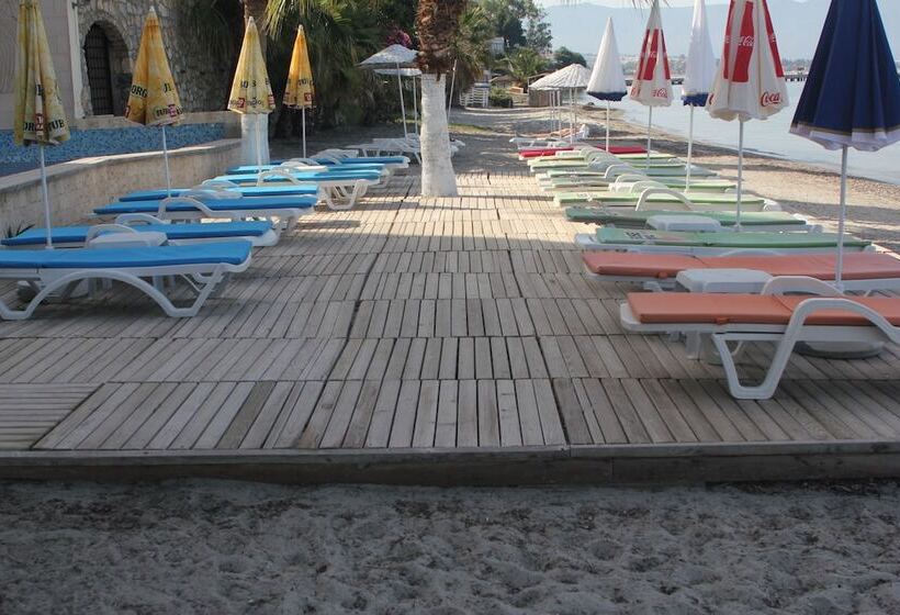 Отель Grand Sahin S