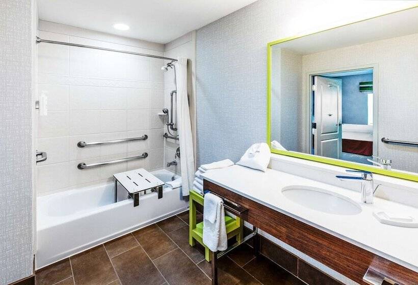 هتل Hampton Inn & Suites Houston Heights I 10