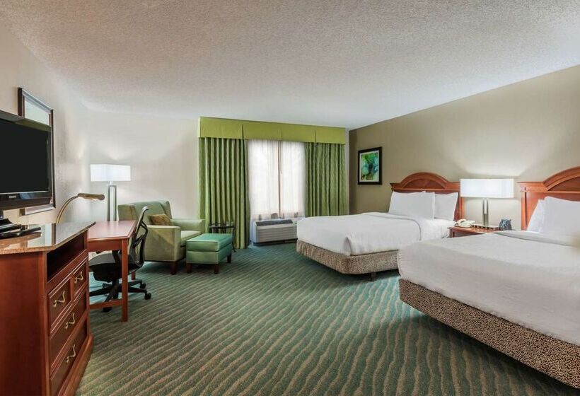 هتل Hilton Garden Inn Orlando International Drive North