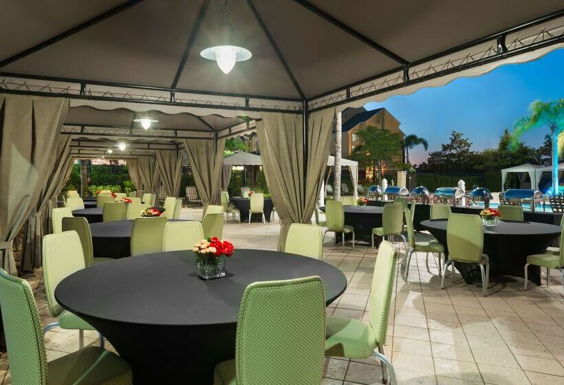 هتل Hilton Garden Inn Orlando International Drive North