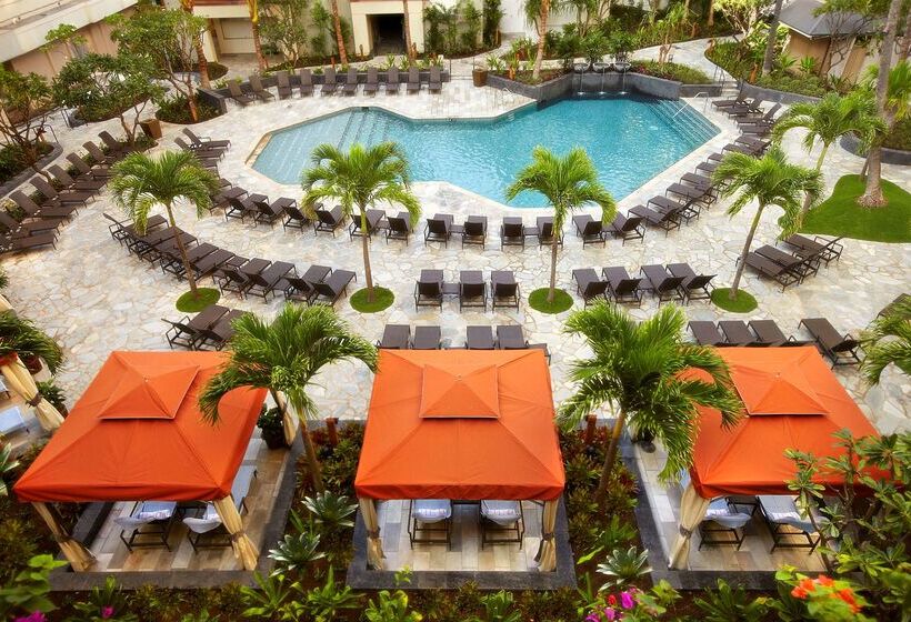 בית מלון כפרי Hilton Hawaiian Village Waikiki Beach Resort