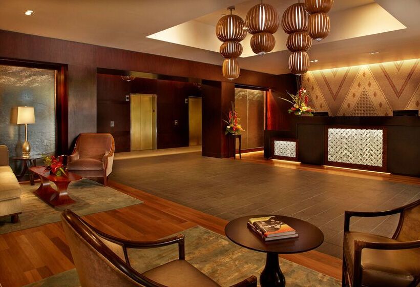 בית מלון כפרי Hilton Hawaiian Village Waikiki Beach Resort