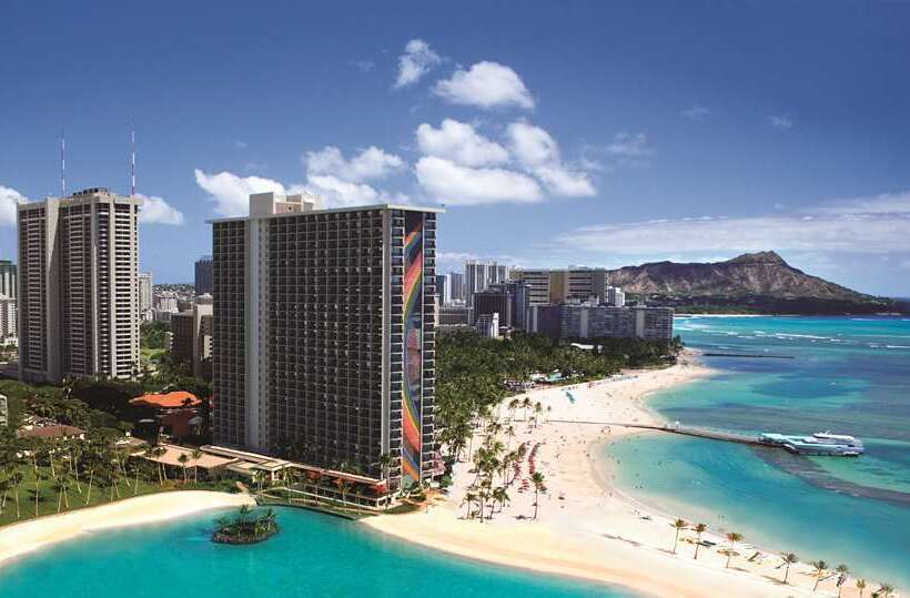 בית מלון כפרי Hilton Hawaiian Village Waikiki Beach Resort