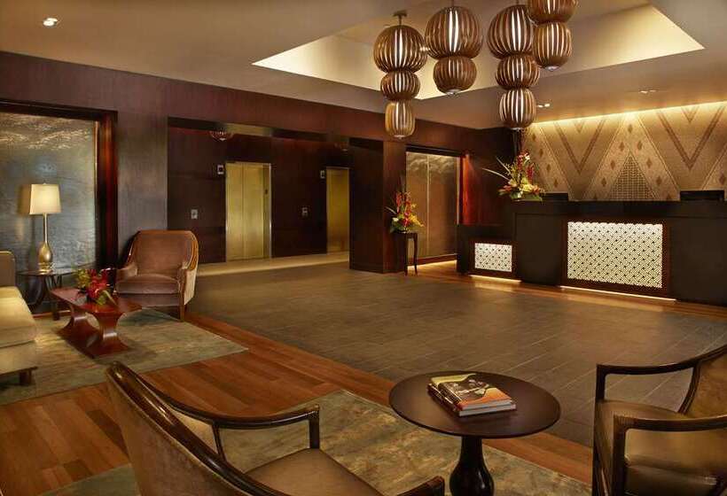 בית מלון כפרי Hilton Hawaiian Village Waikiki Beach Resort