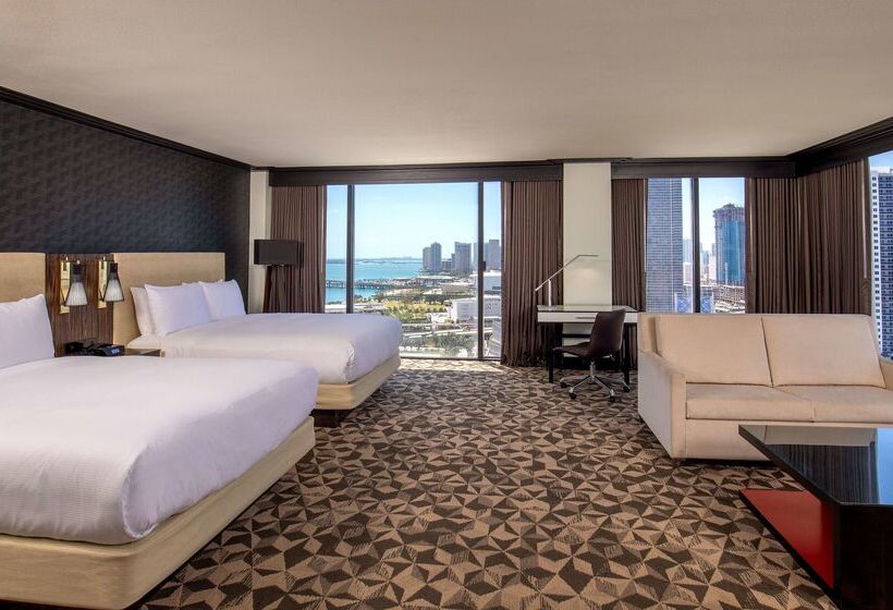 فندق Hilton Miami Downtown