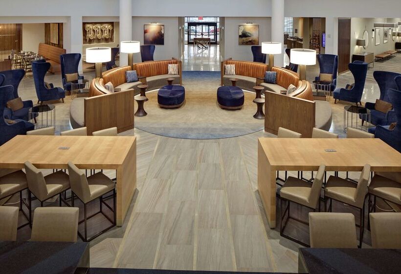 هتل Nashville Airport Marriott