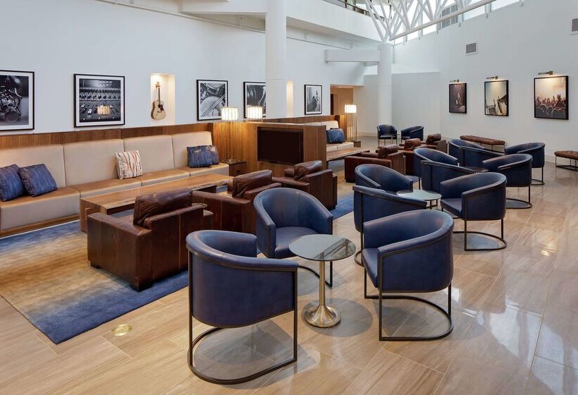 هتل Nashville Airport Marriott