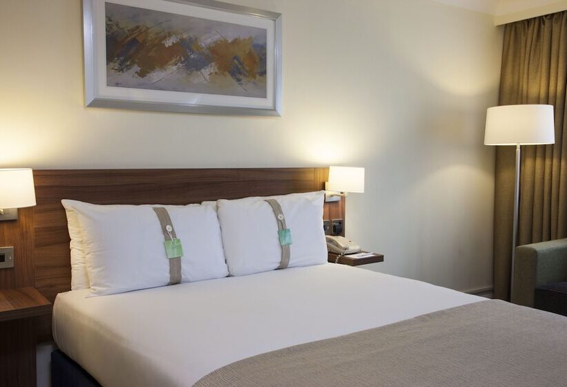 هتل Holiday Inn Colchester, An Ihg