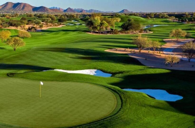 Holiday Inn Express Hotel & Suites Scottsdale   Old Town, An Ihg