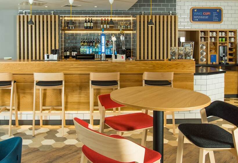 호텔 Holiday Inn Express Bristol City Centre, An Ihg