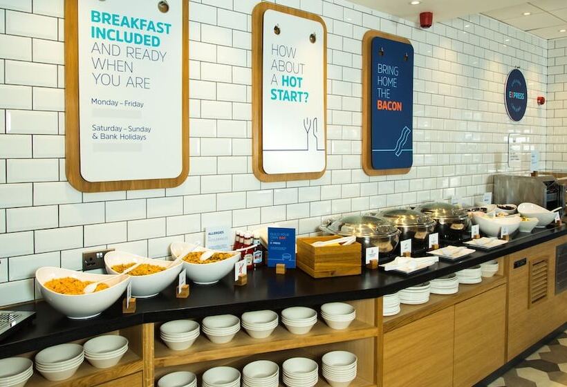 호텔 Holiday Inn Express Bristol City Centre, An Ihg