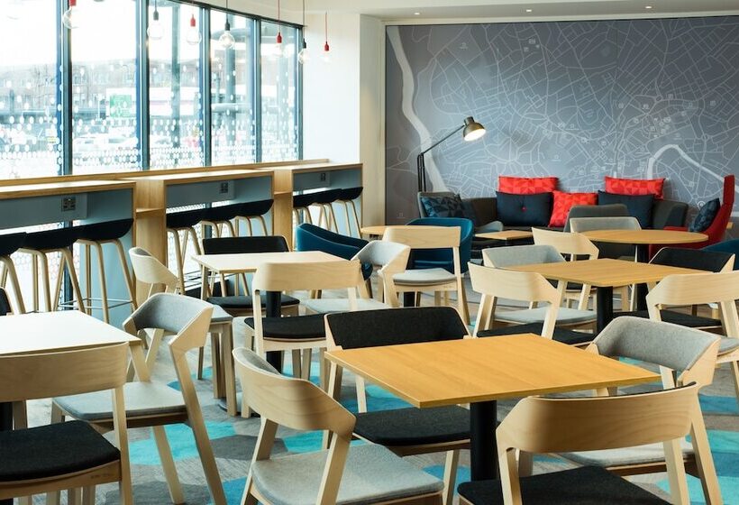 호텔 Holiday Inn Express Bristol City Centre, An Ihg