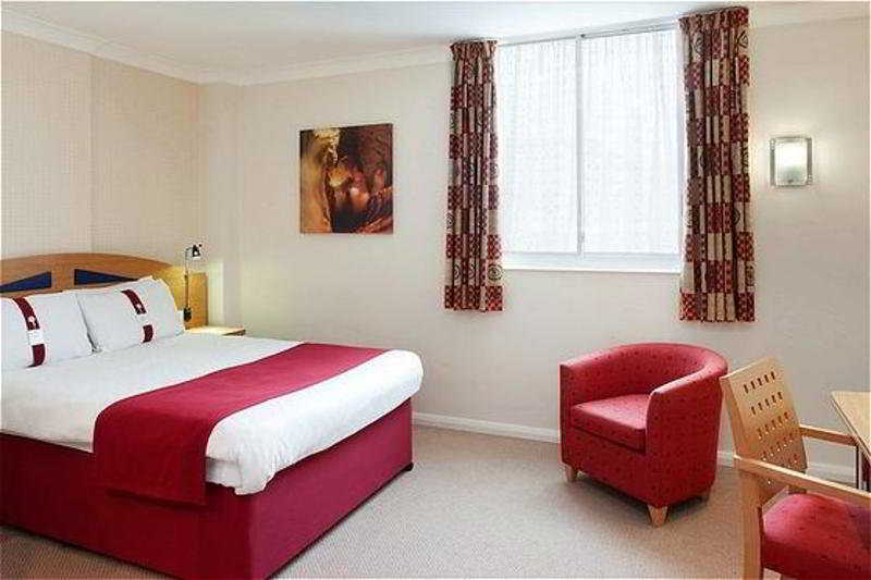 Fotos del hotel Premier Inn Nottingham City:  2