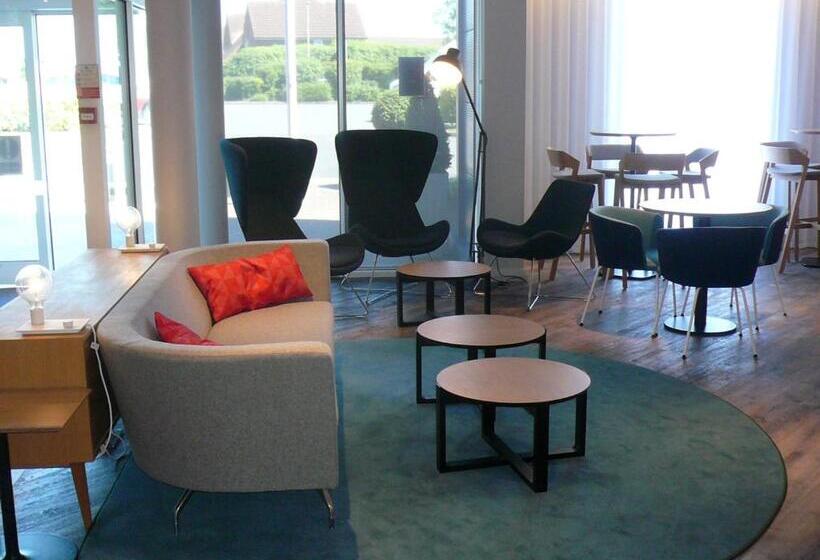 Отель Holiday Inn Express Oxford Kassam Stadium, An Ihg