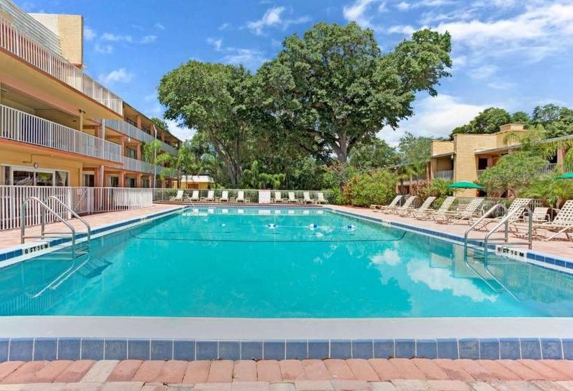 酒店 Howard Johnson By Wyndham Tropical Palms Kissimmee