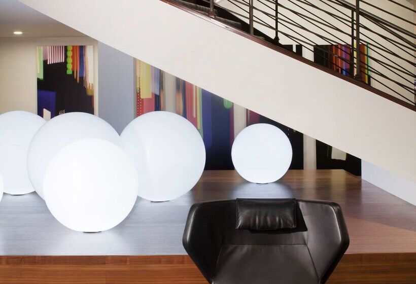 هتل Hyatt Regency Los Angeles International Airport