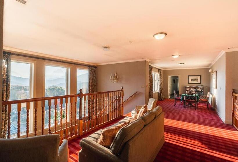 בית מלון כפרי Inver Lodge