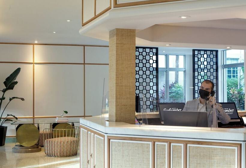 Kimpton Surfcomber Hotel, An Ihg