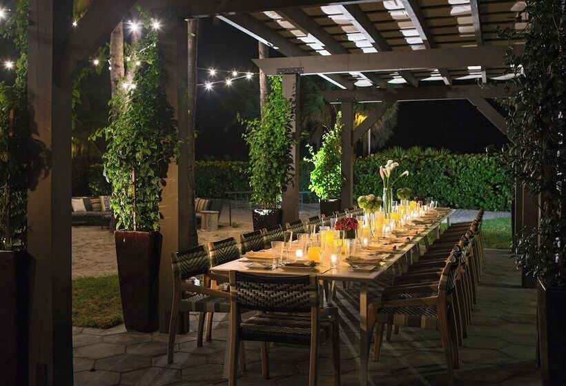 Kimpton Surfcomber Hotel, An Ihg