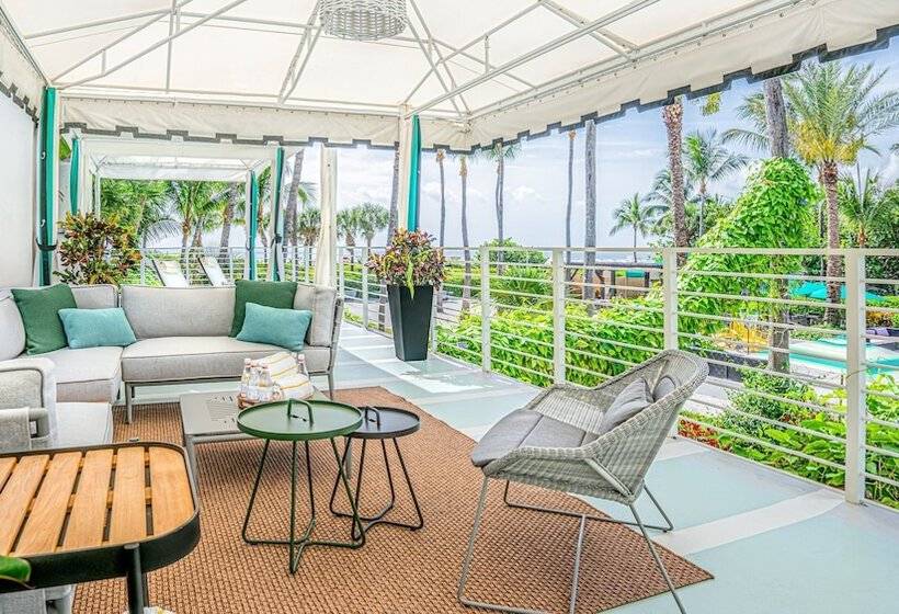 Kimpton Surfcomber Hotel, An Ihg