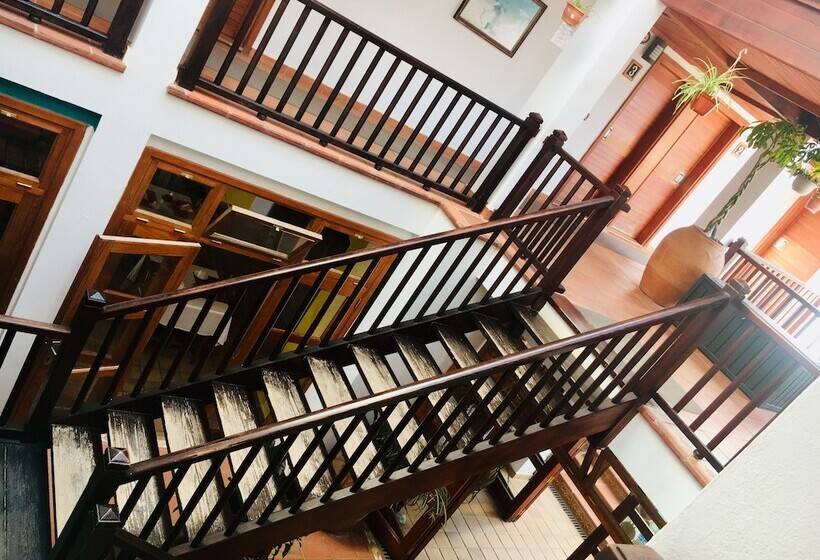 Отель La Casita Di Fuerte