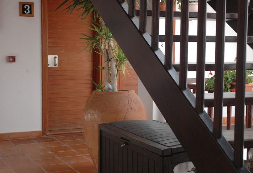 Отель La Casita Di Fuerte