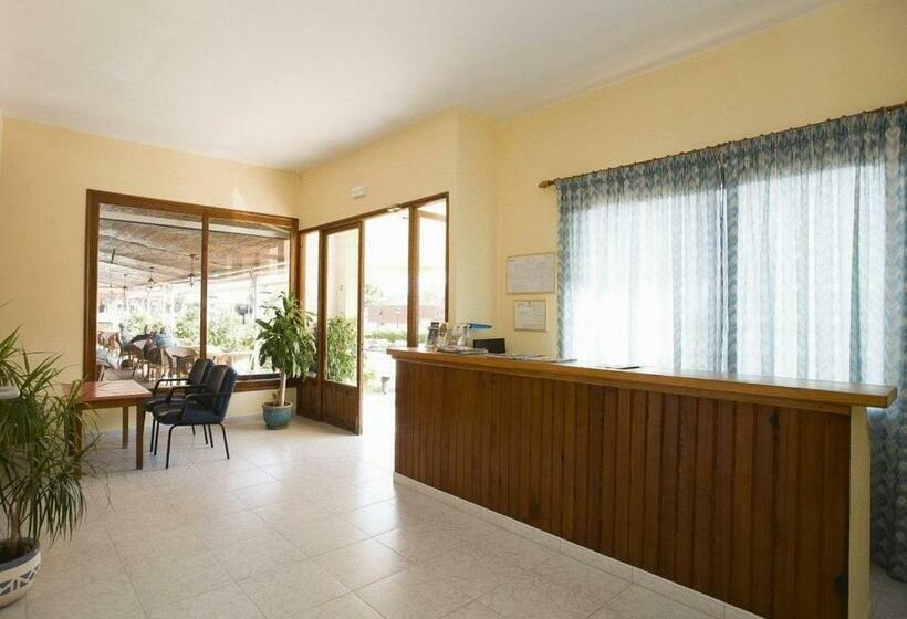 酒店 Hostal La Perla