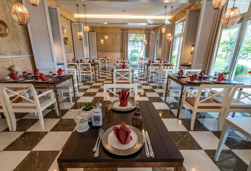 Hotel Lara Barut Collection  Ultra All Inclusive