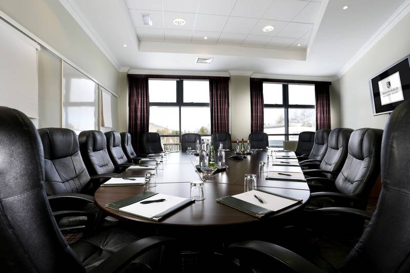 בית מלון כפרי Macdonald Aviemore