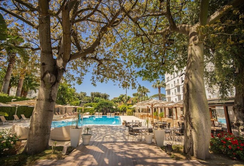 فندق Mediterraneo