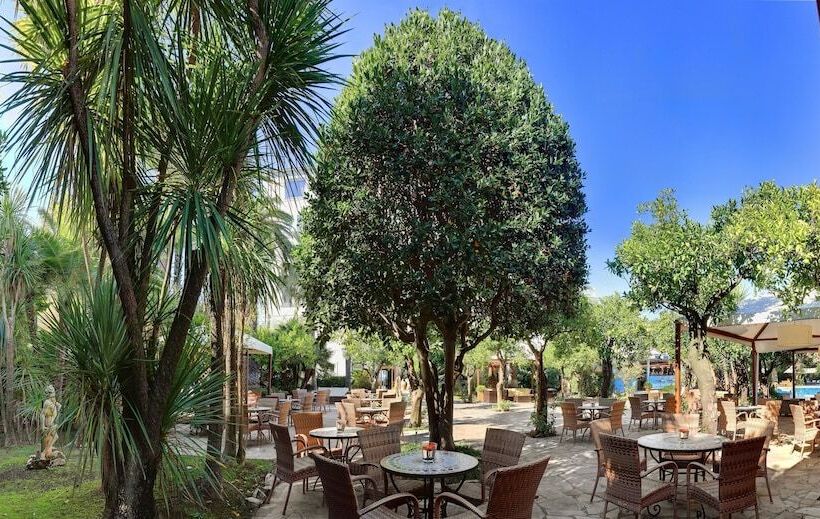 فندق Mediterraneo