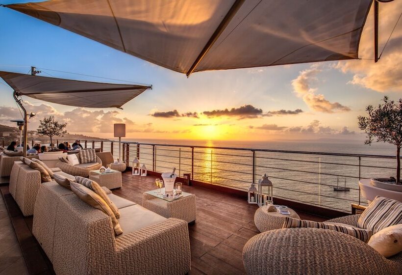 فندق Mediterraneo