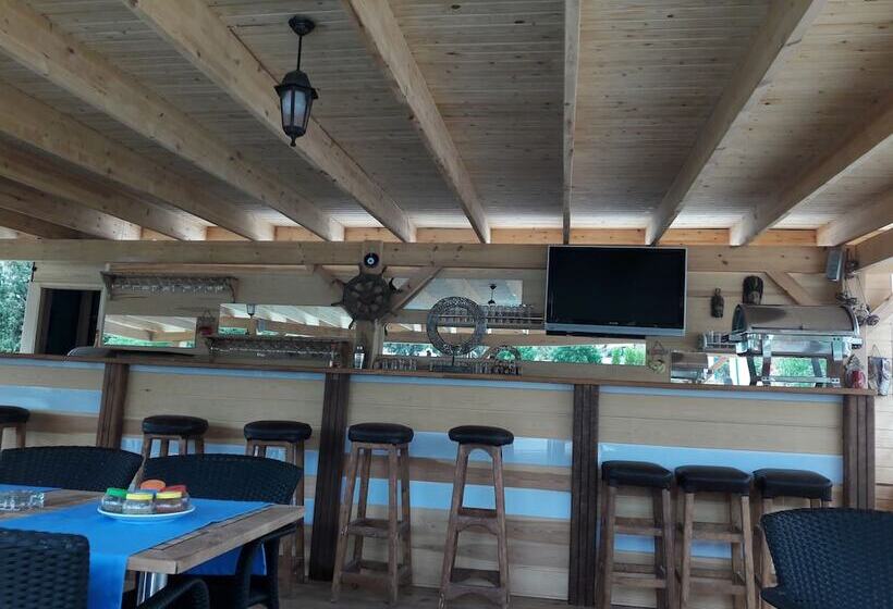 בית מלון כפרי Ministar