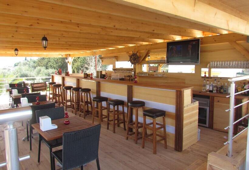 בית מלון כפרי Ministar