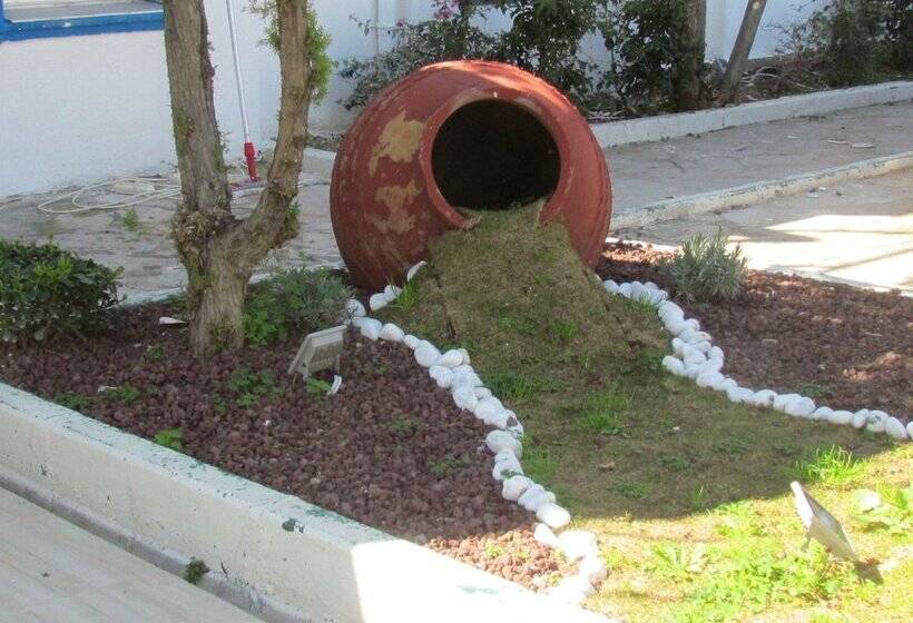 בית מלון כפרי Ministar