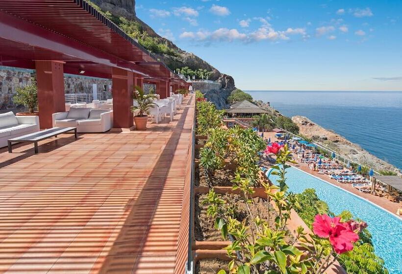 酒店 Mogan Princess & Beach Club