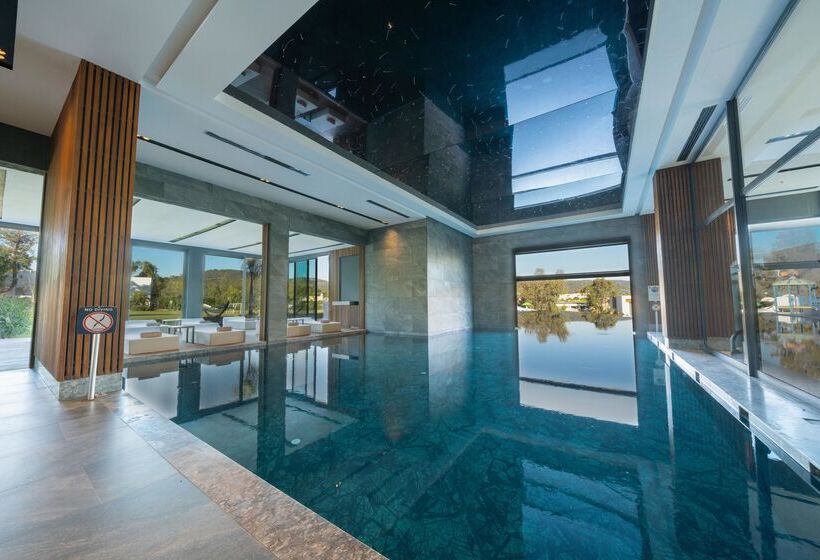 호텔 The Norm Collection Door'a