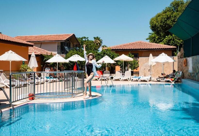 فندق Ozlem Garden