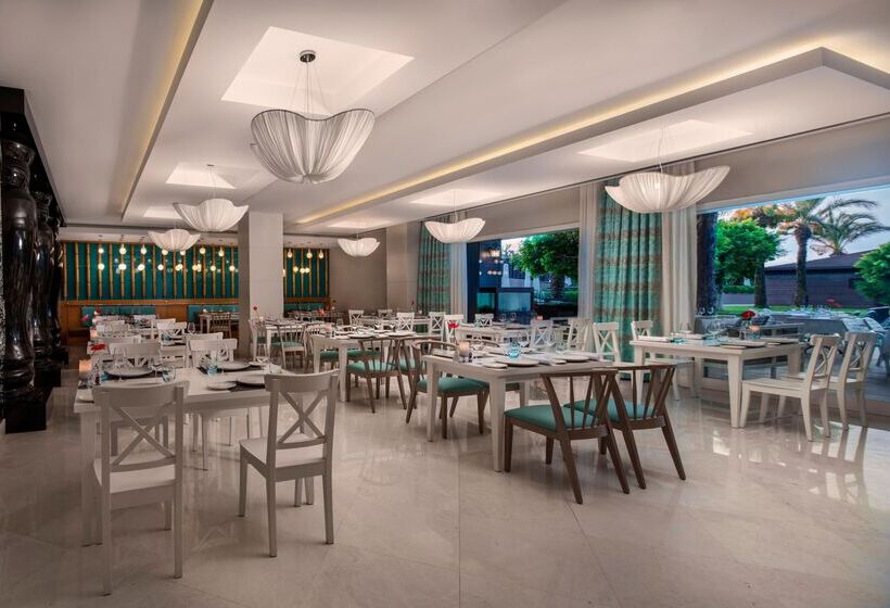 Отель Papillon Ayscha Resort & Spa