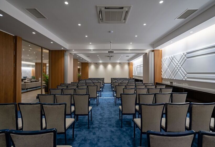 فندق Papillon Ayscha Resort & Spa