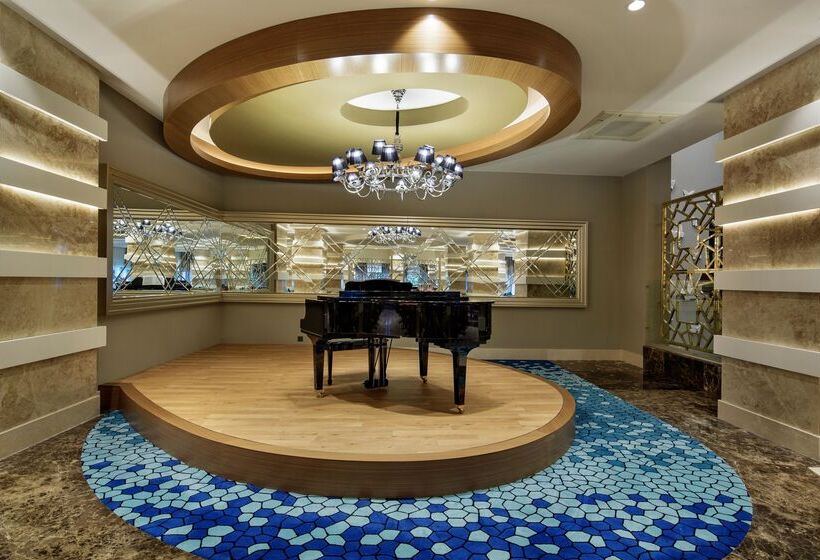 Отель Papillon Ayscha Resort & Spa