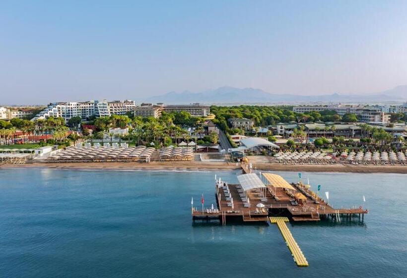 Отель Papillon Ayscha Resort & Spa