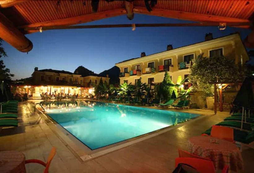 Отель Perdikia Beach