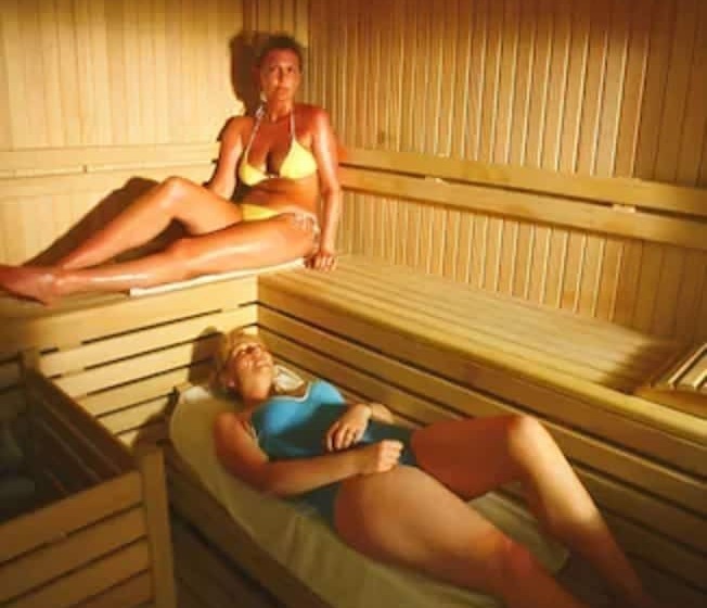 هتل Perdikia Beach